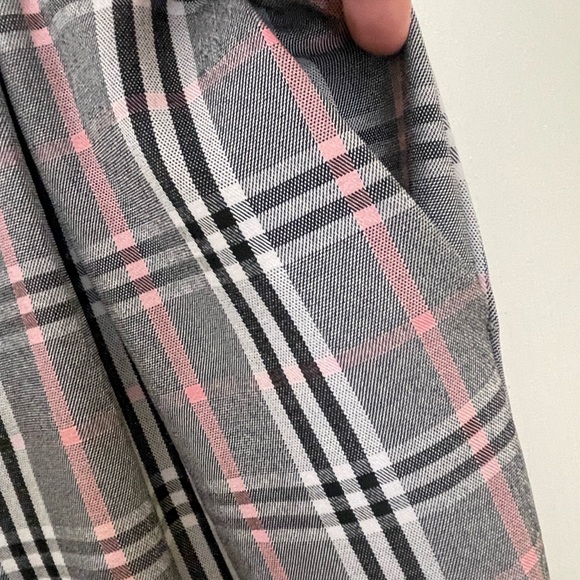 BELTED, PULL ON, ELASTIC BACK WAIST, STRAIGHT LEG, PAPER BAG PANTS. LIKE NEW! - Picture 7 of 13